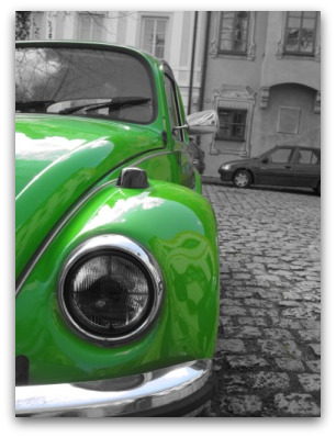 green-volkswagen-beetle-in-germany