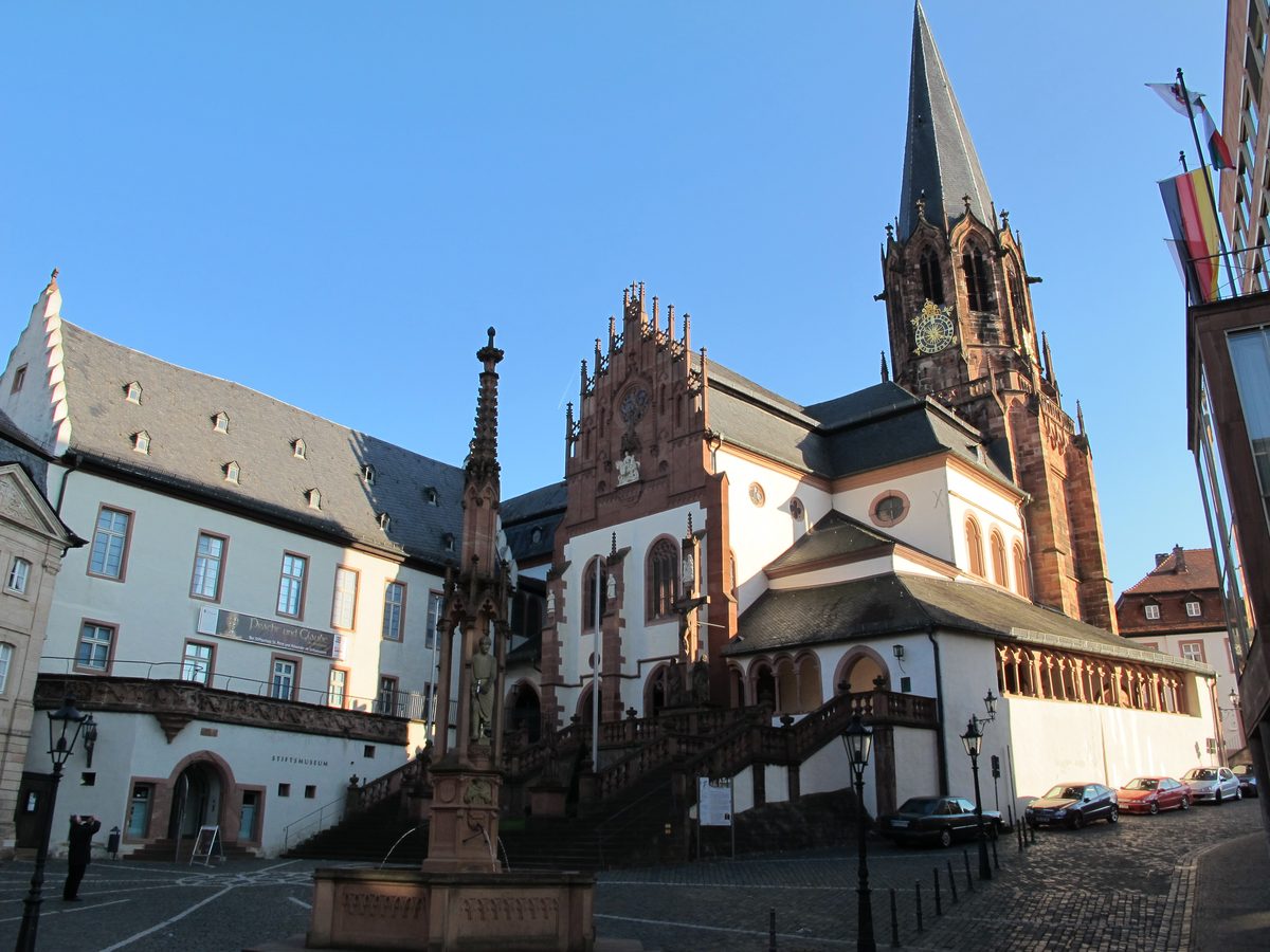 Stiftskirche St Peter and Alexander in Aschaffenburg