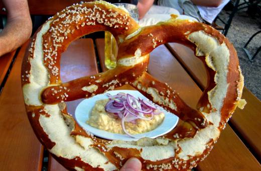 The food ain't bad either.