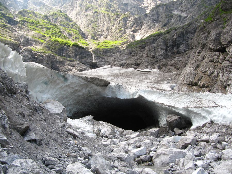 eiskapelle ice cave