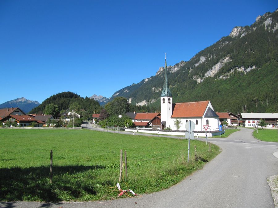 graswang village church