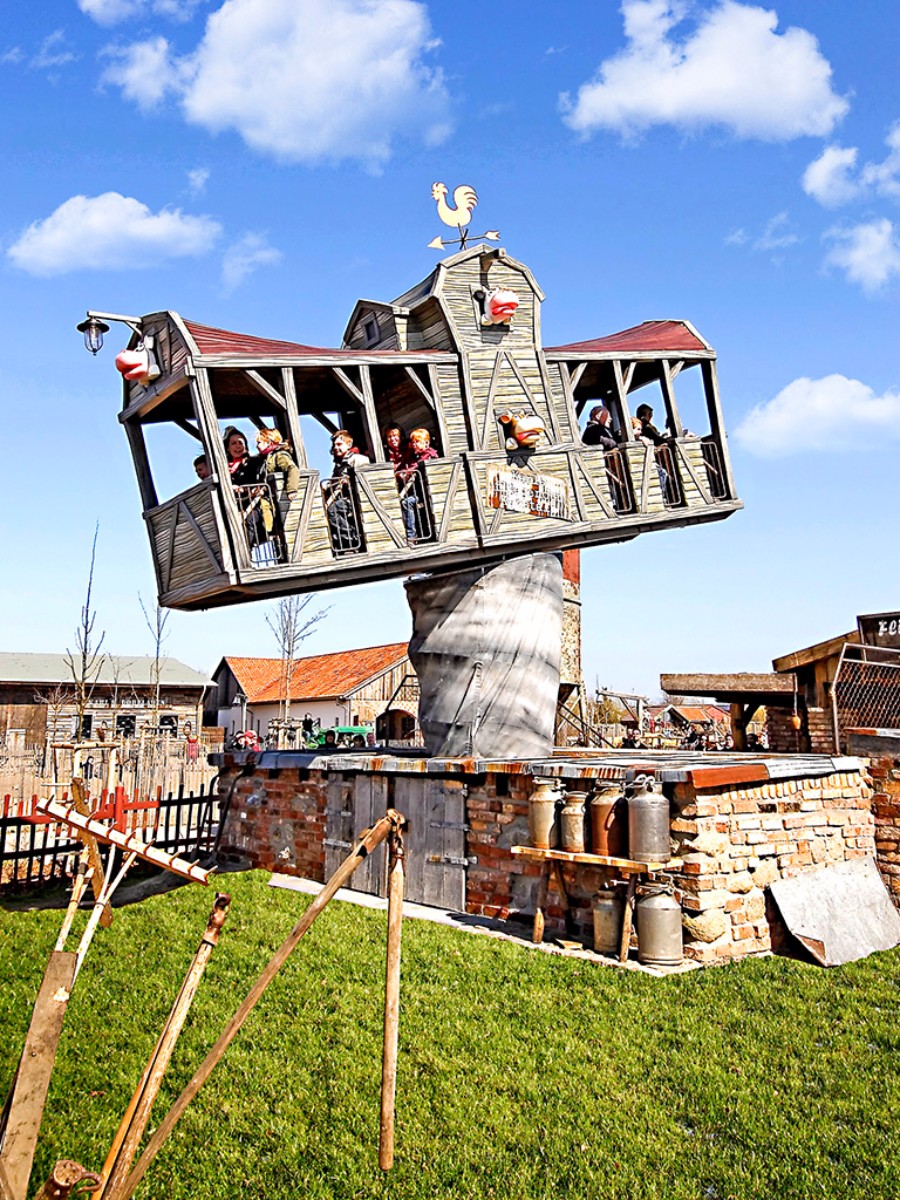 karls-village-fliegender_kuhstall