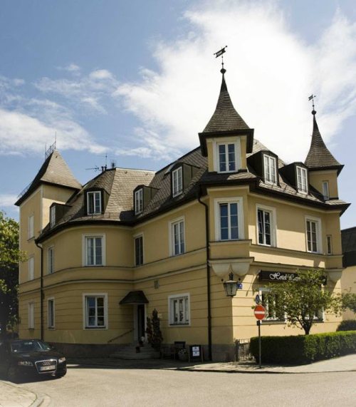 Laimer-Hof-am-Schloss-Nymphenburg