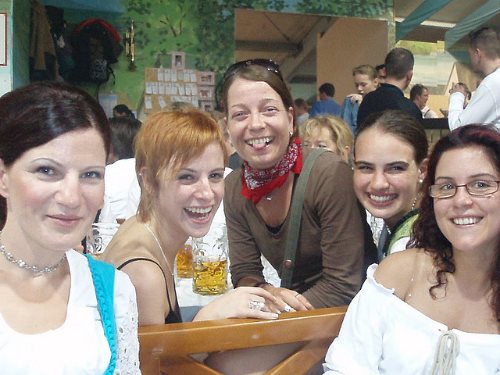 munich-oktoberfest-2013-party