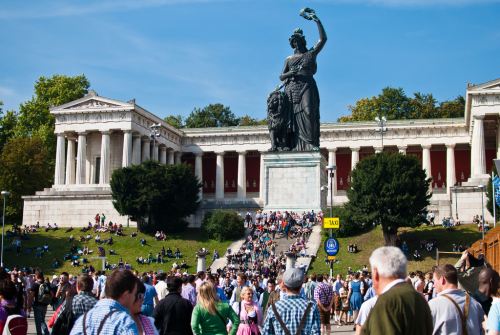 munich-oktoberfest-2014-hangover-hill