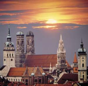munich-skyline-dusk