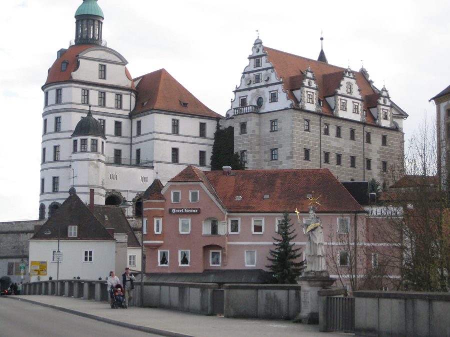 neuburg palace from the bridge