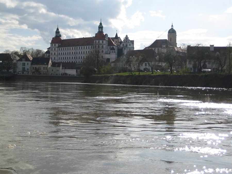 neuburg castle and danube