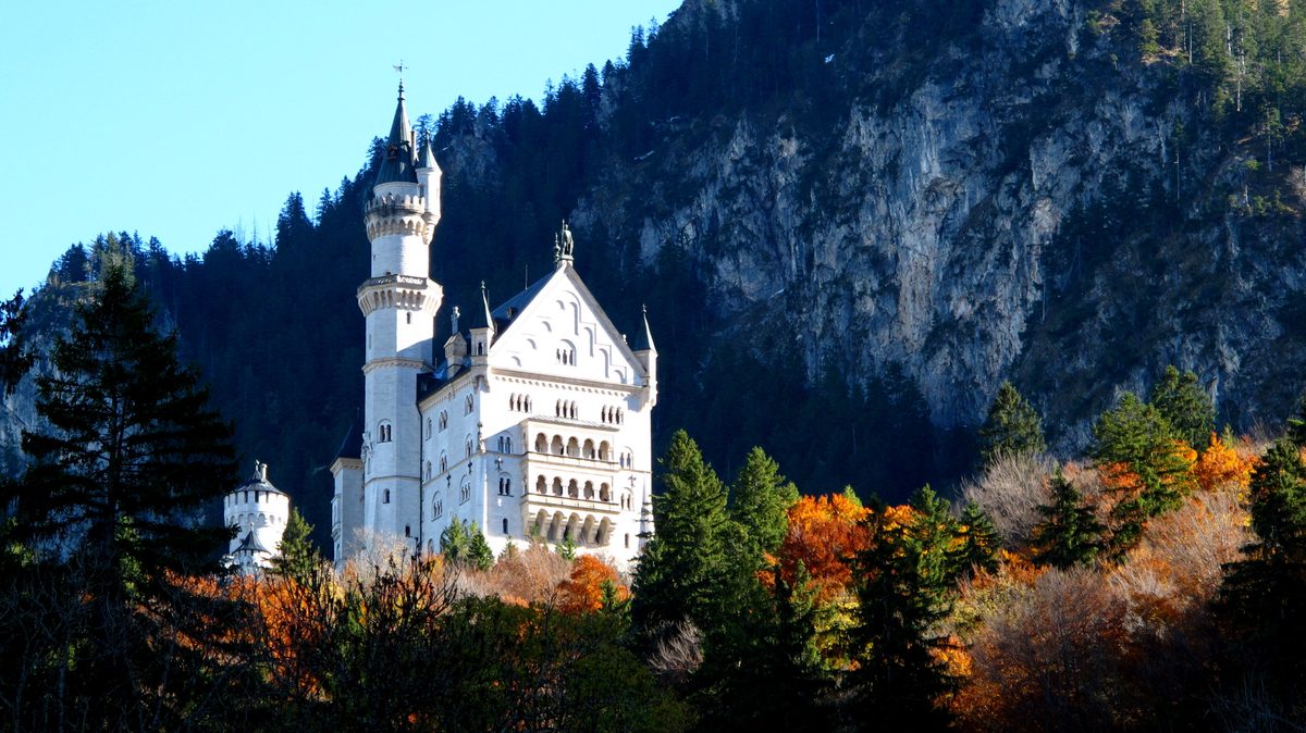 Neuschwanstein Castle in autumn seen from below