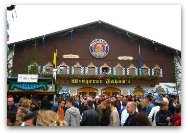 oktoberfest-beertent-paulaner