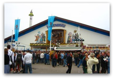 oktoberfest-lowenbrau-festzelt