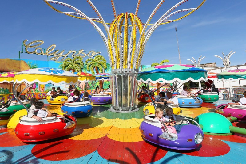 oktoberfest-with-kids-ride