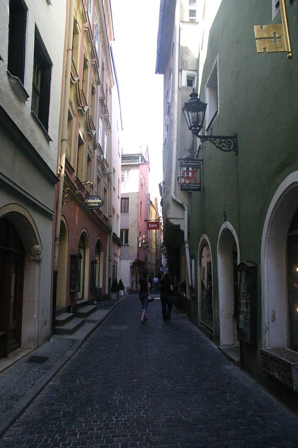 old town lane regensburg