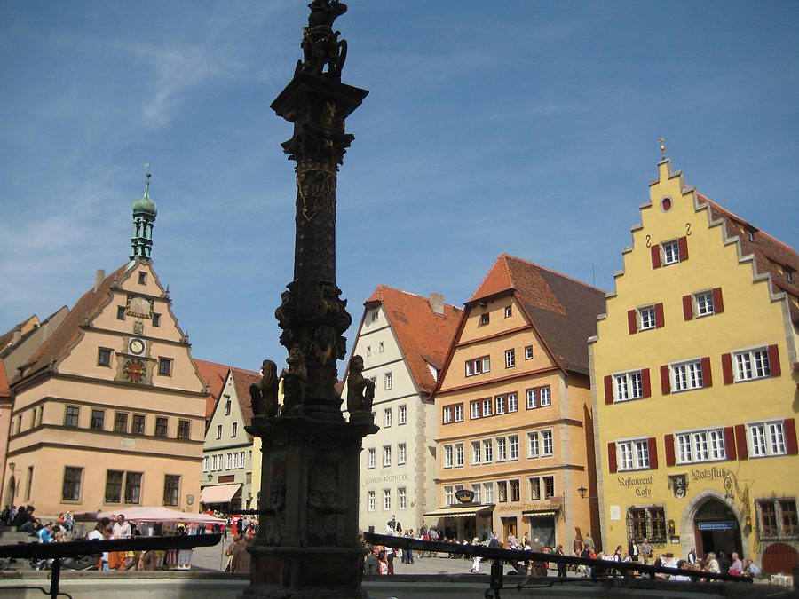 st george fountain rothenburg